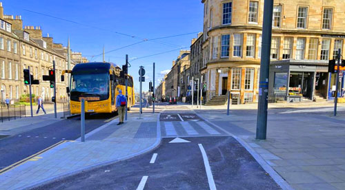The City Centre East West Link cycleway at York Place.